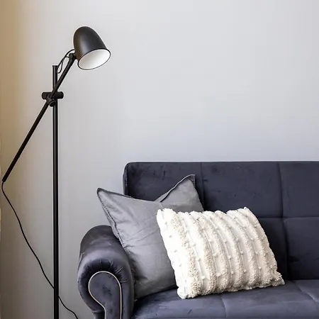 Apartmán Ad Cozy Studio Near Bus Station, In The City Center, 3 Km From Airport *
